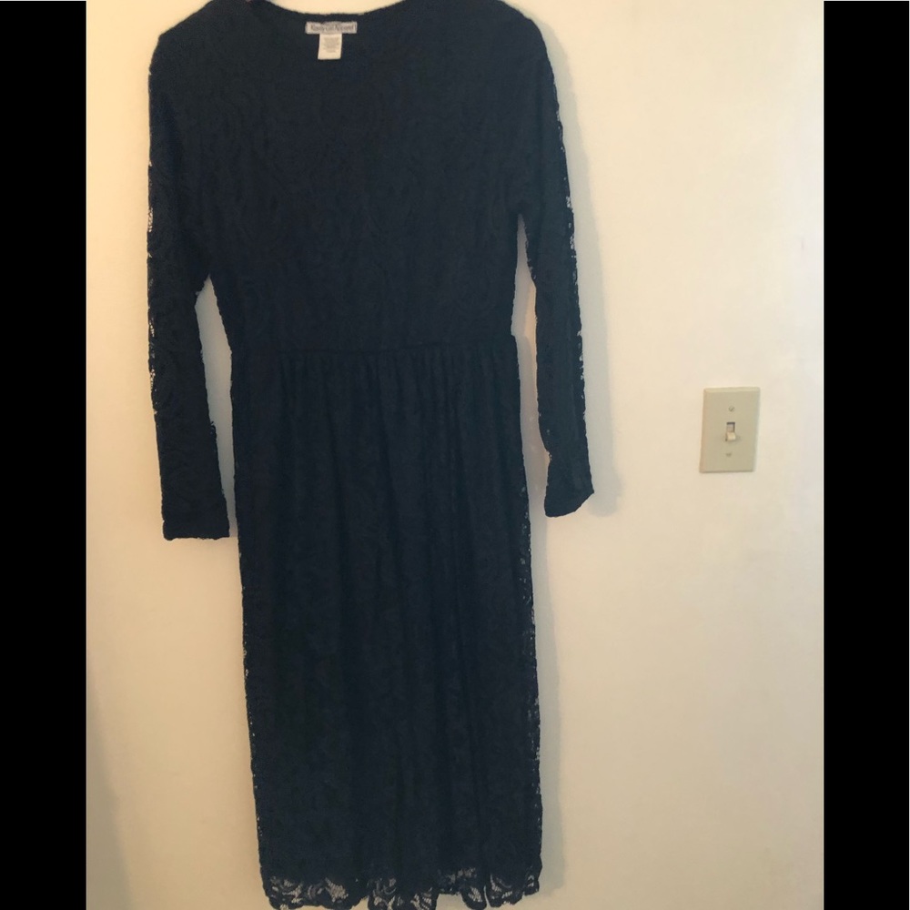Black lace dress